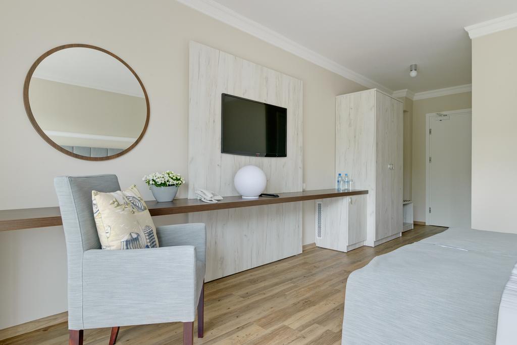 Hotel & Spa Trzy Wyspy Swinoujscie Exterior photo